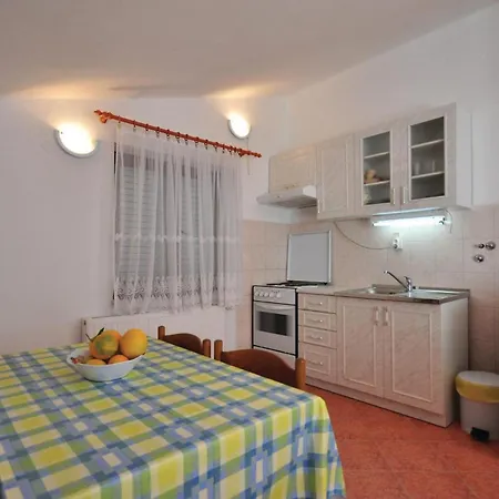 Spira Puovica Ii Apartment Trogir